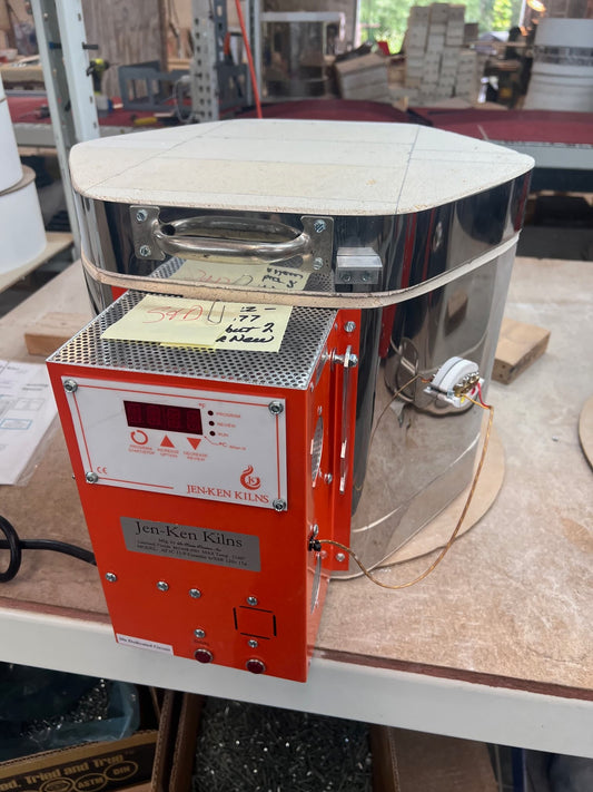 Jen-Ken Kilns AF3C 11/9 Ceramic Kiln garage sale - front/slight side tilt