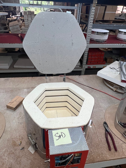 Jen-Ken Kilns 11/9 Ceramic Kiln garage sale - open view